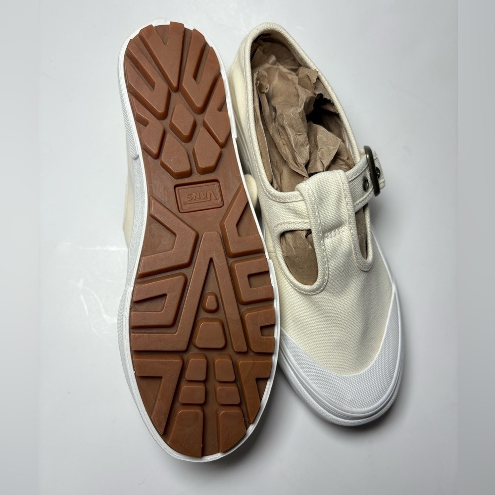 Vans Women's Cream Canvas Sneakers - Picture 5 of 16